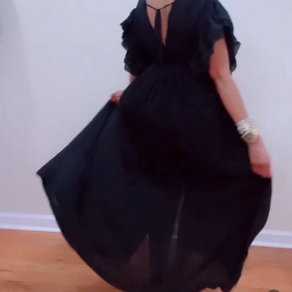 Oversized Black Flowy Maxi Dress - Picture 9 of 9
